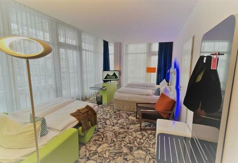 酒店 Styles München Ost Messe