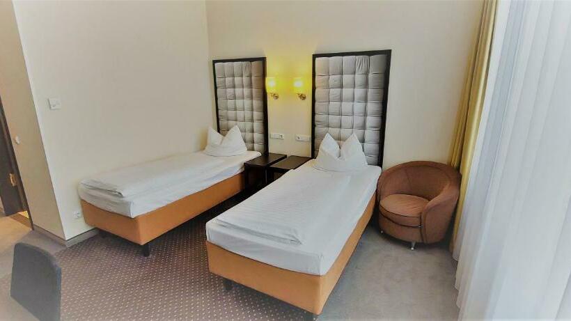 酒店 Styles München Ost Messe