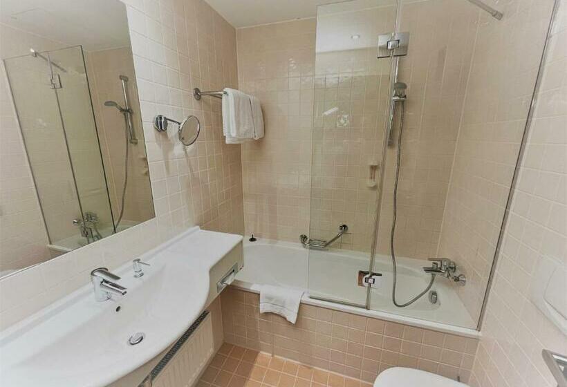 酒店 Styles München Ost Messe