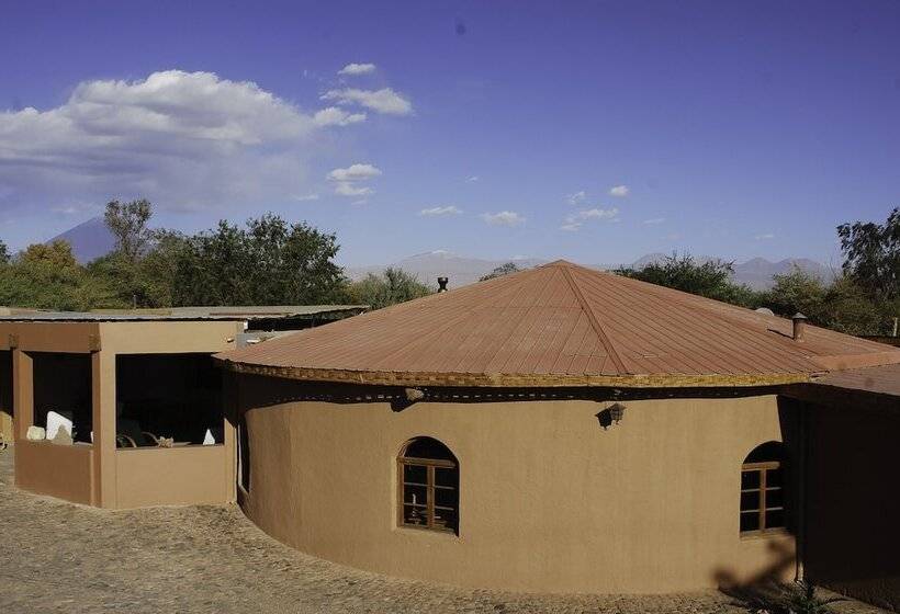 בית מלון כפרי Tulor