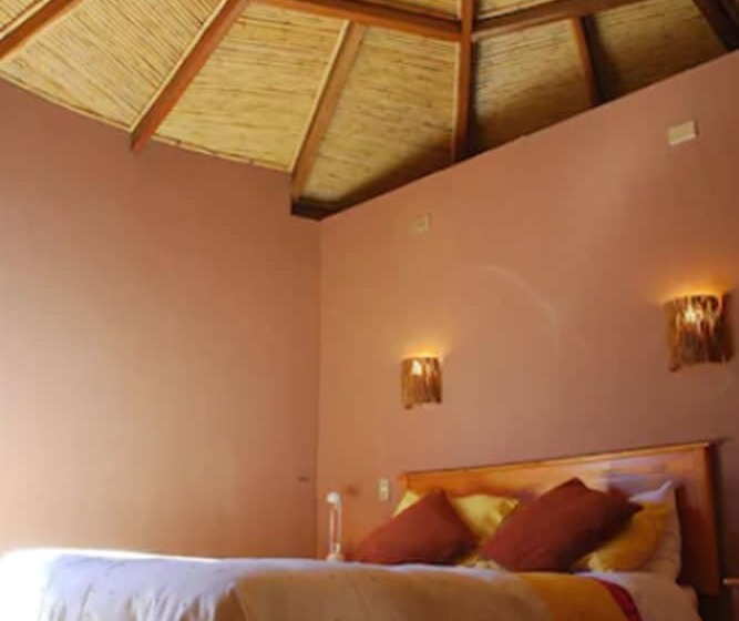 בית מלון כפרי Tulor