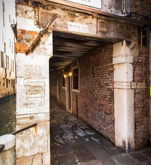 تختخواب و صبحانه Locanda Barbarigo