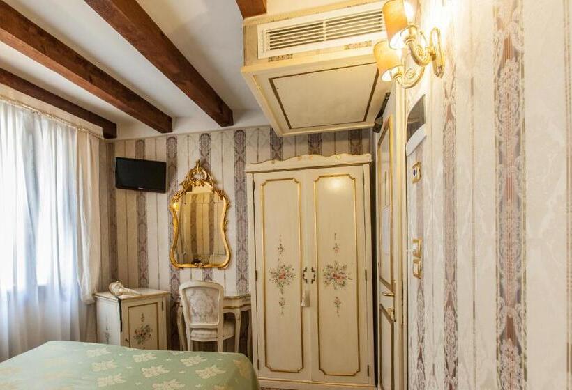 تختخواب و صبحانه Locanda Barbarigo