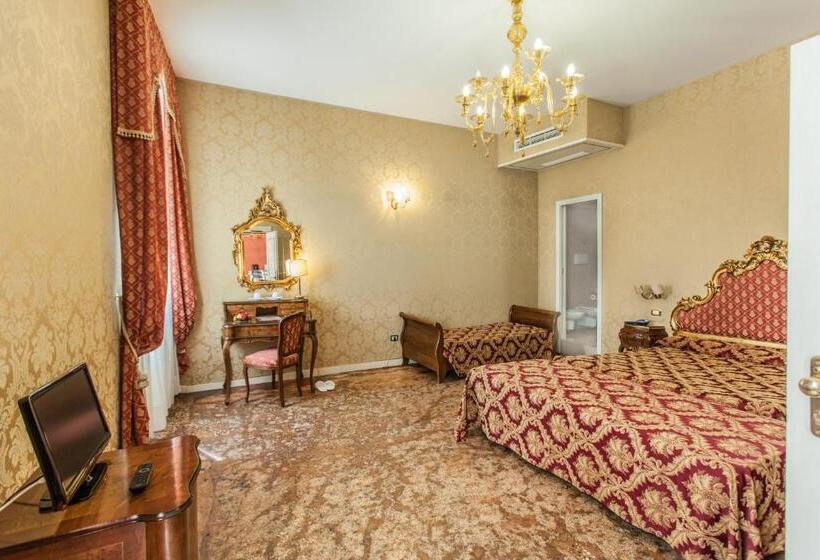 تختخواب و صبحانه Locanda Barbarigo