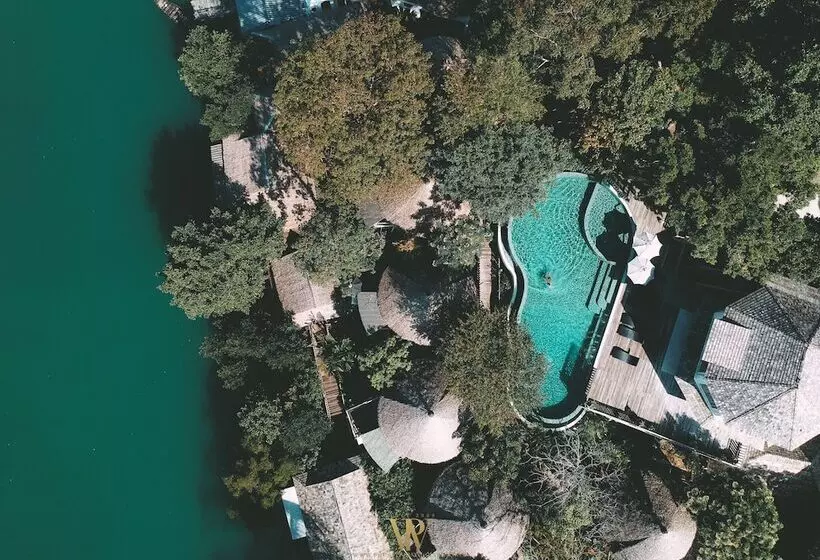 فندق Aana Resort & Spa