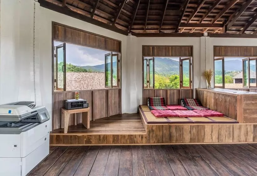 فندق Aana Resort & Spa