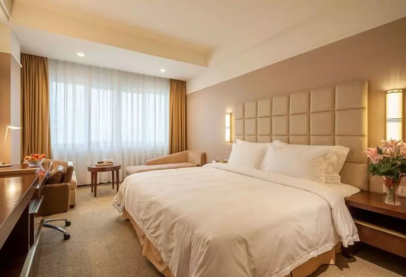 Отель Best Western Plus Fuzhou Fortune