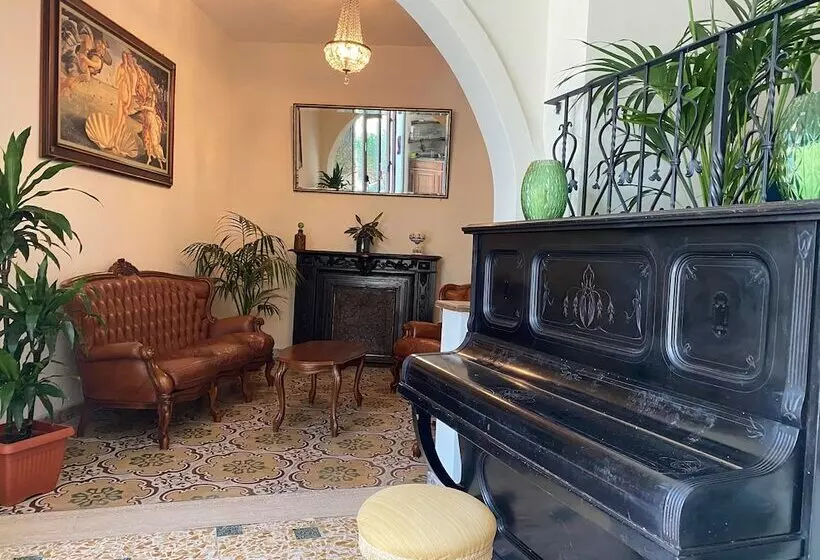 Hotel La Corona Bagni Di Lucca