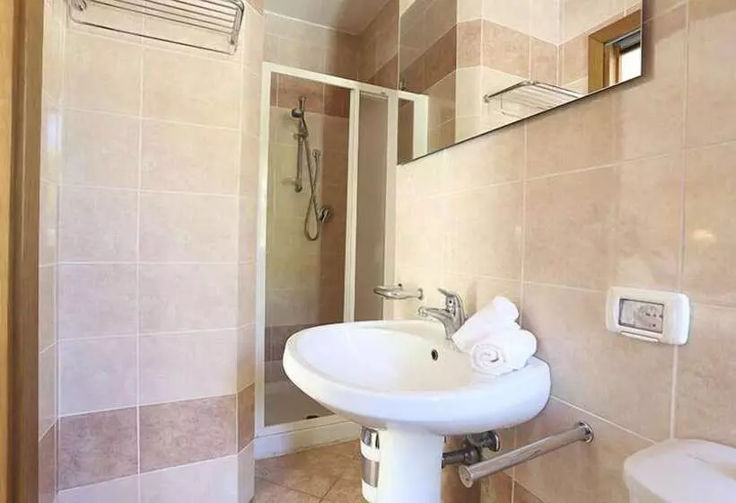 Hotel La Corona Bagni Di Lucca