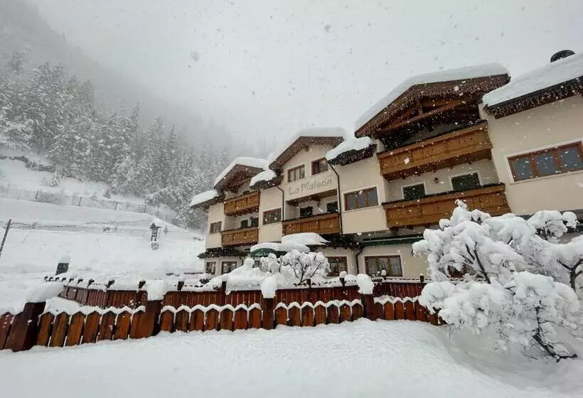 ホテル La Maison Wellness & Spa