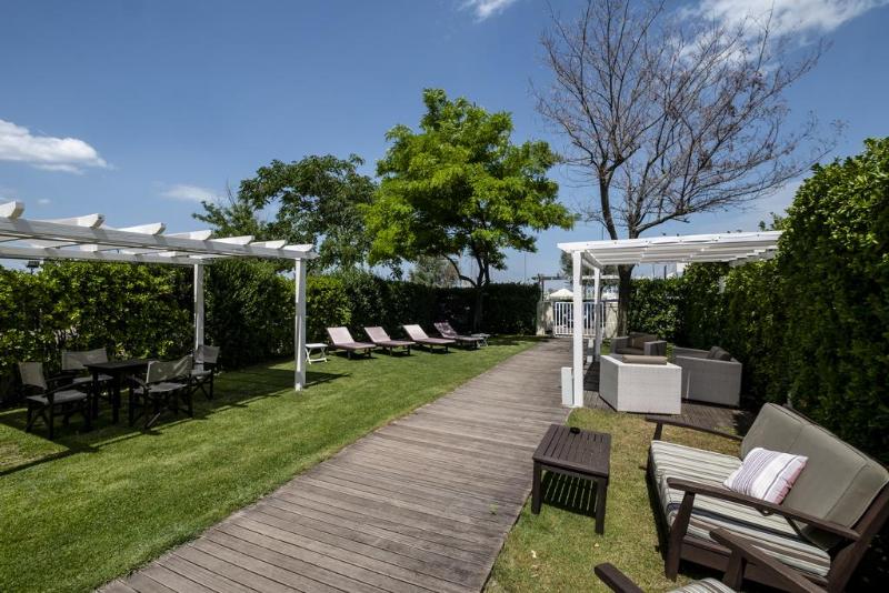 هتل Le Rose Suite