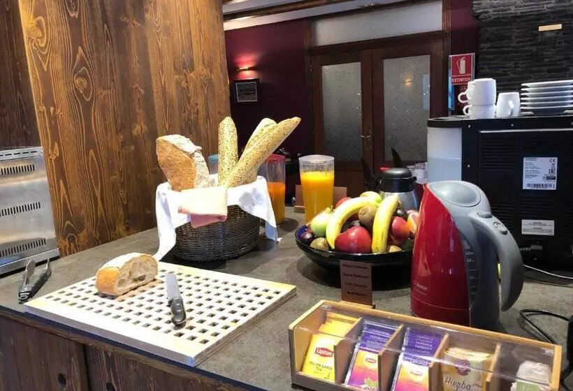 酒店 L’Ermita B&B