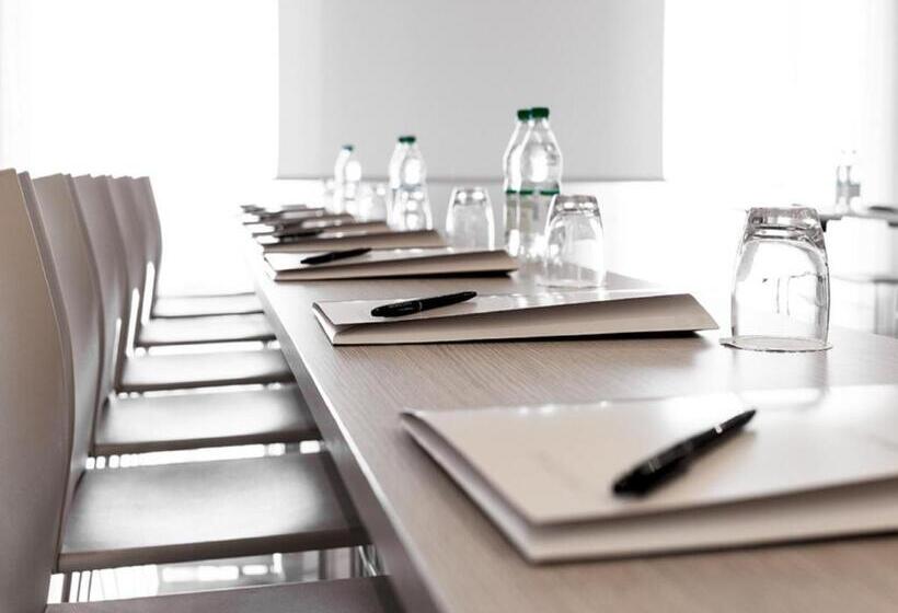 هتل Litoraneo Suite