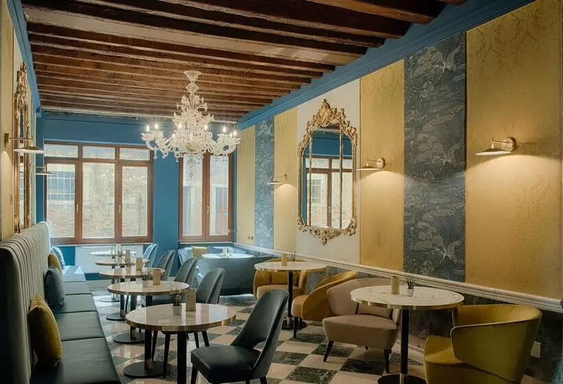 هتل NH Venezia Santa Lucia