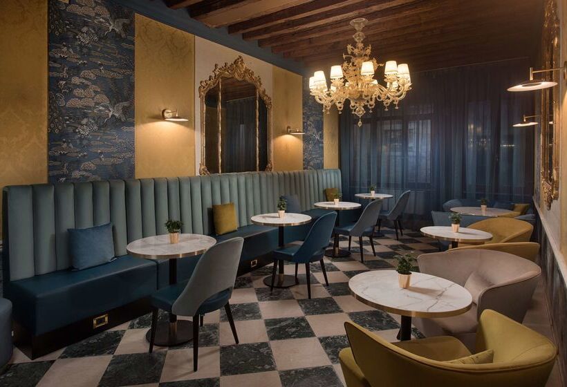 هتل NH Venezia Santa Lucia