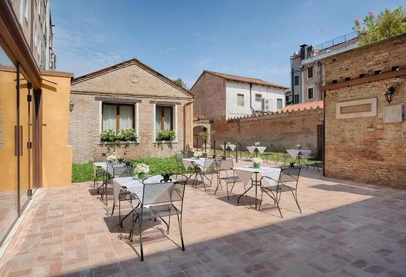 هتل NH Venezia Santa Lucia