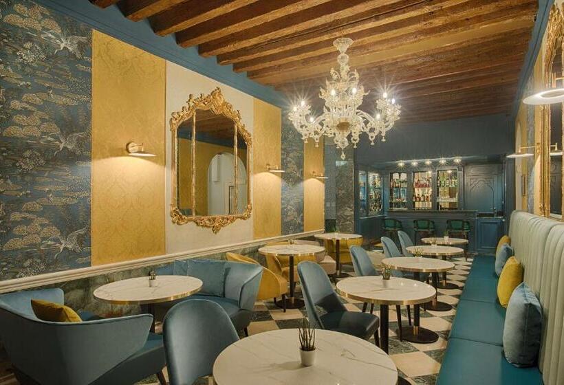 هتل NH Venezia Santa Lucia