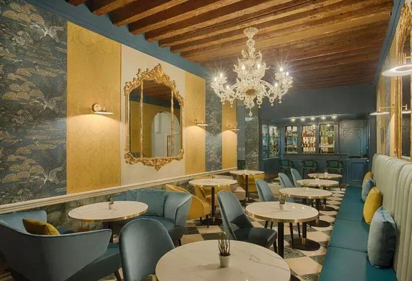 هتل NH Venezia Santa Lucia