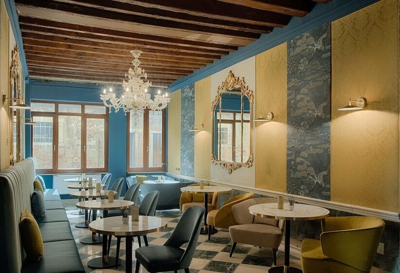 هتل NH Venezia Santa Lucia