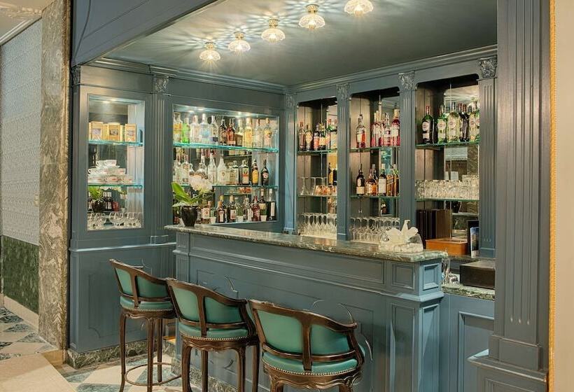 هتل NH Venezia Santa Lucia