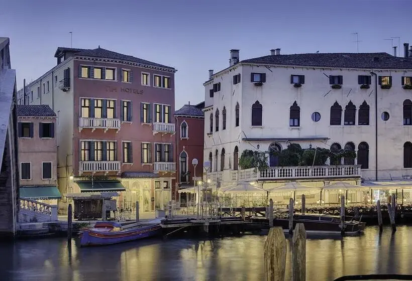 هتل NH Venezia Santa Lucia