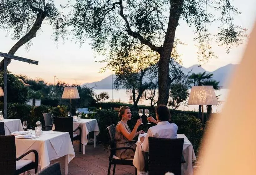 فندق Orione Lake Front