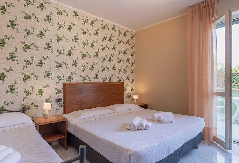 Отель Riva Etrusca