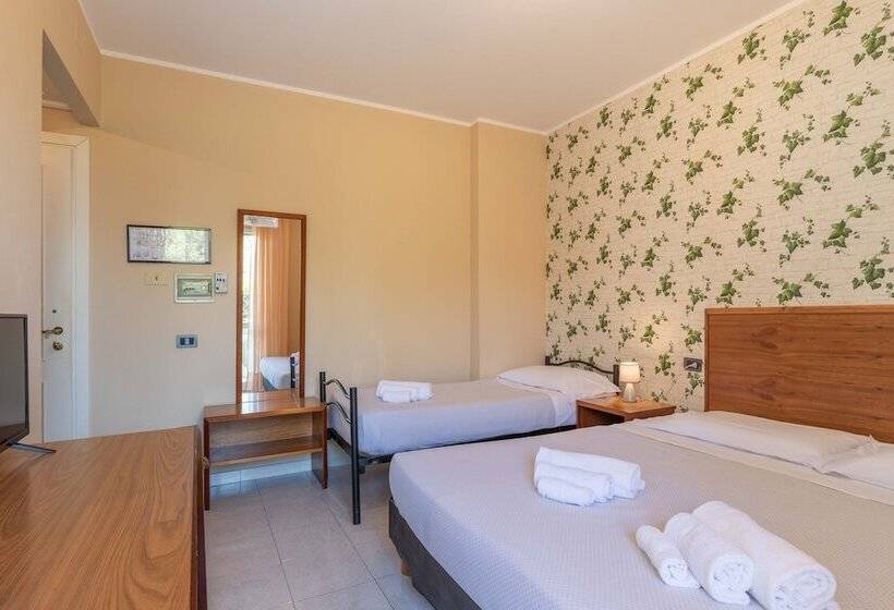 Отель Riva Etrusca