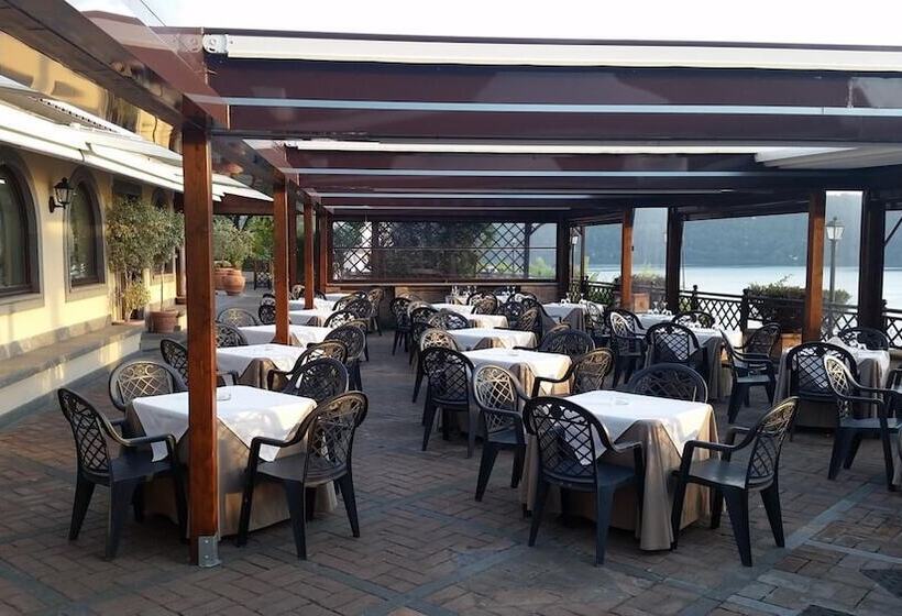 Отель Villa Degli Angeli