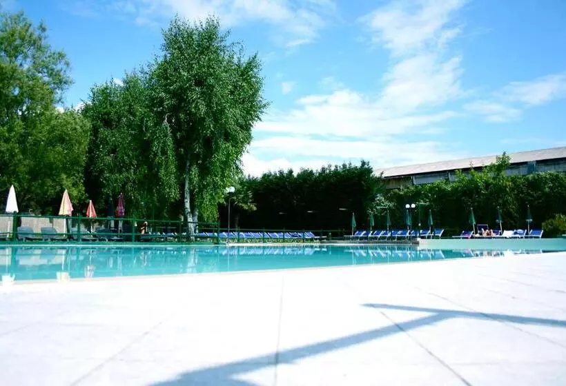 ホテル Villa Glicini