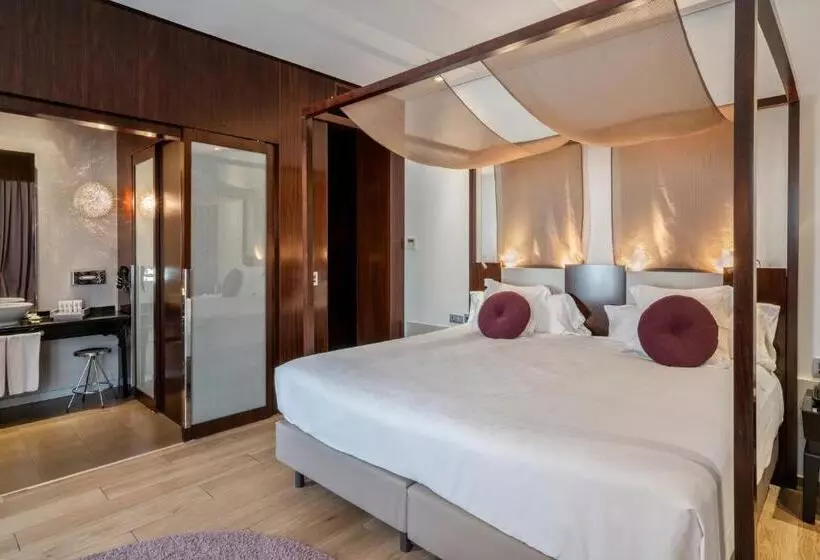 فندق Vincci Palace