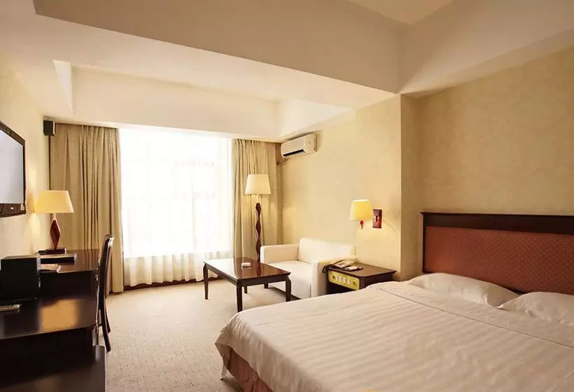 Hotel Warm Yes