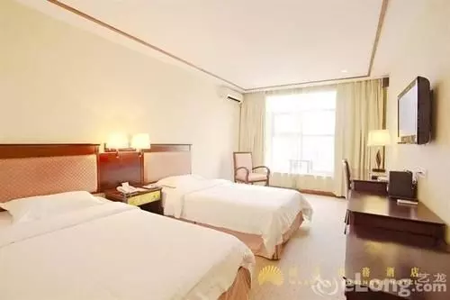Hotel Warm Yes