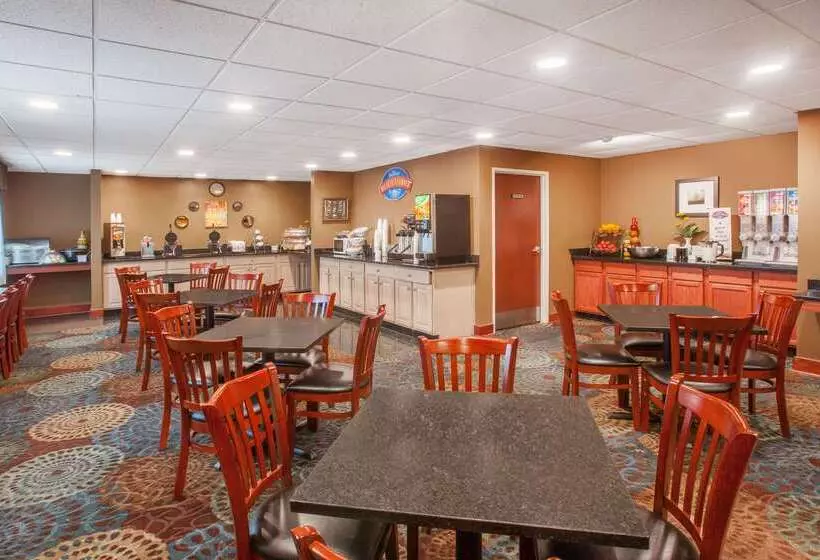 호텔 Baymont By Wyndham South Haven