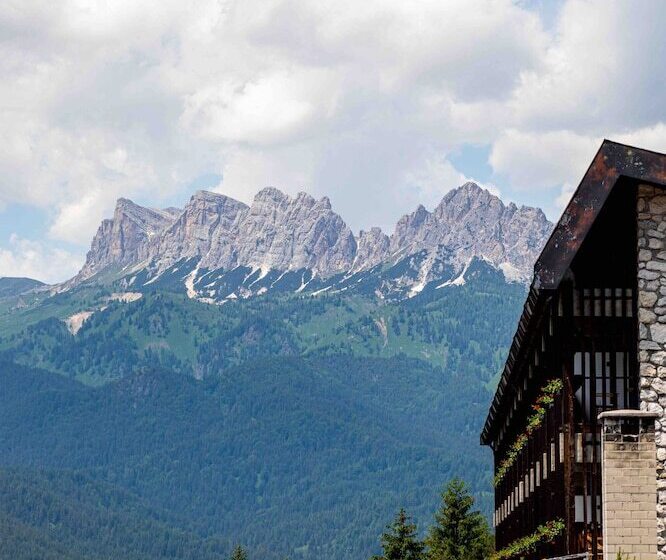 בית מלון כפרי Boite