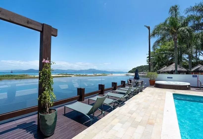 Отель Costa Norte Ponta Das Canas