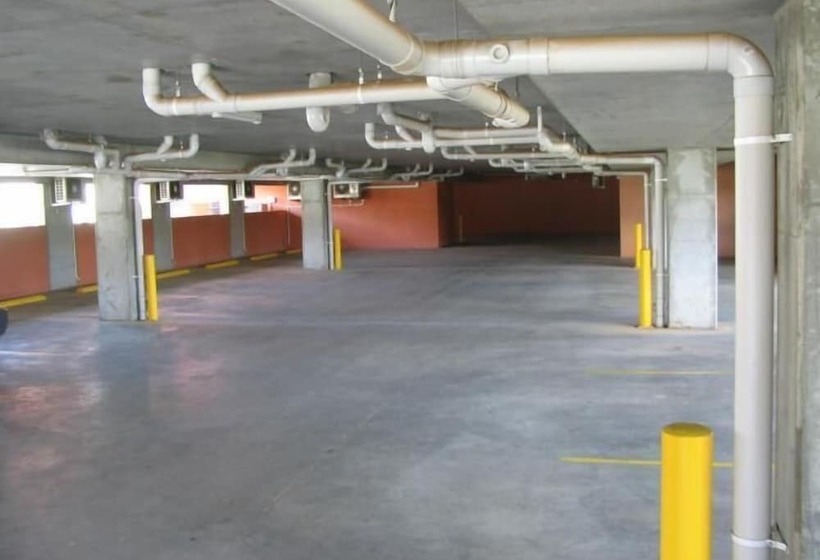 Отель Forbes Victoria Inn