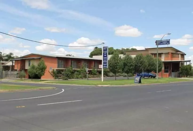 Отель Forbes Victoria Inn