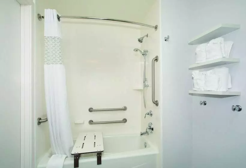 ホテル Hampton Inn Monterey