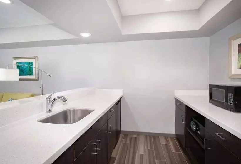 ホテル Hampton Inn Monterey