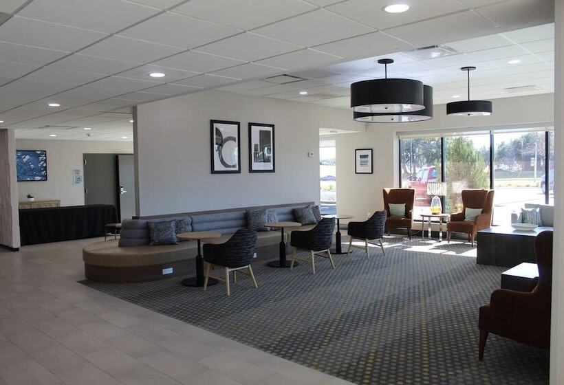 בית מלון כפרי Holiday Inn Dallas Market Ctr Love Field, An Ihg