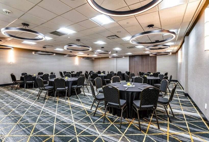 בית מלון כפרי Holiday Inn Dallas Market Ctr Love Field, An Ihg