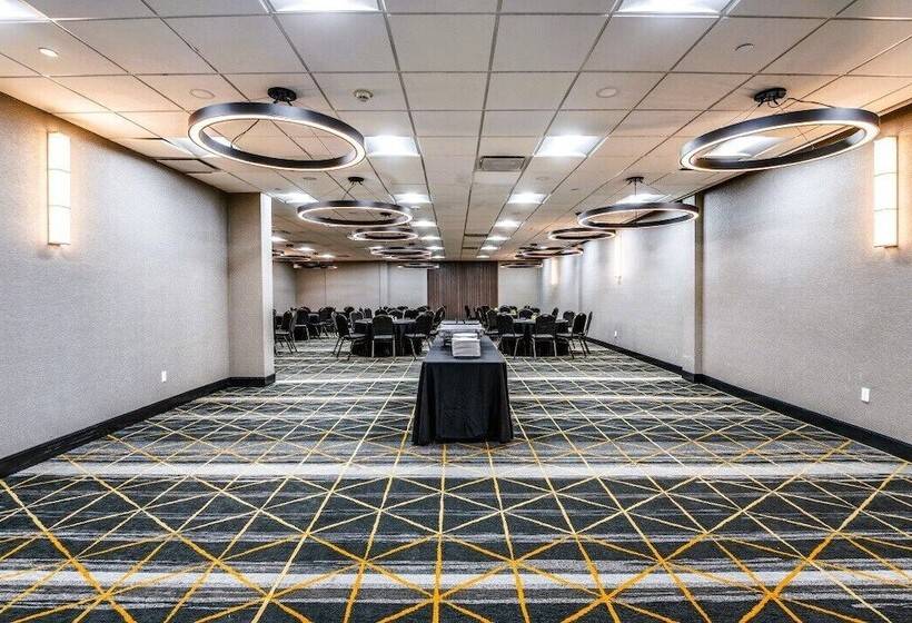 בית מלון כפרי Holiday Inn Dallas Market Ctr Love Field, An Ihg