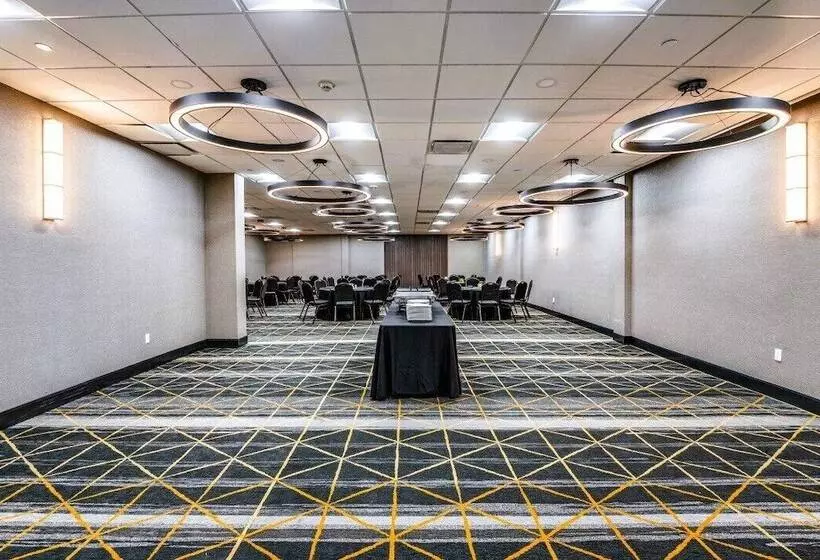 酒店 Holiday Inn Dallas Market Ctr Love Field, An Ihg