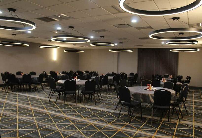 בית מלון כפרי Holiday Inn Dallas Market Ctr Love Field, An Ihg