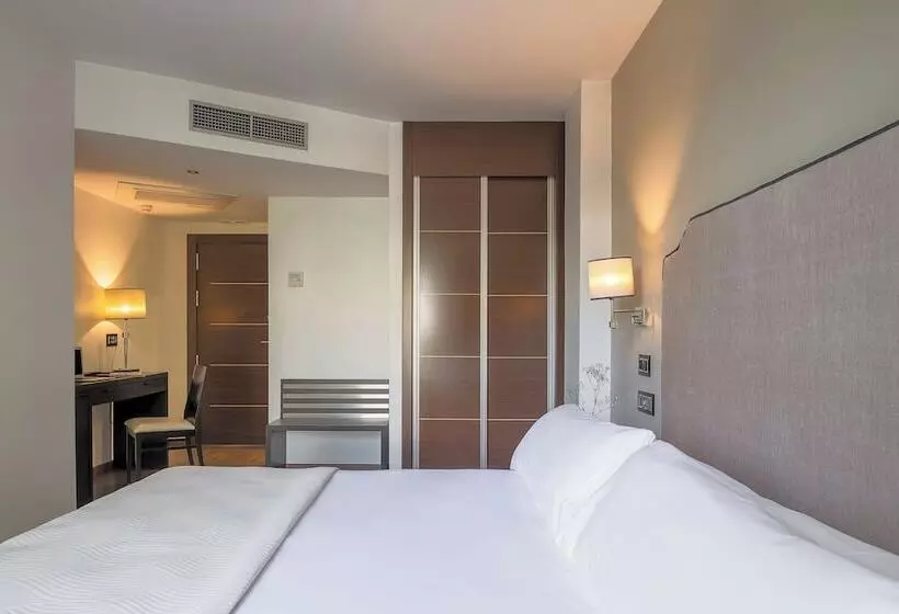 هتل Infanta Leonor