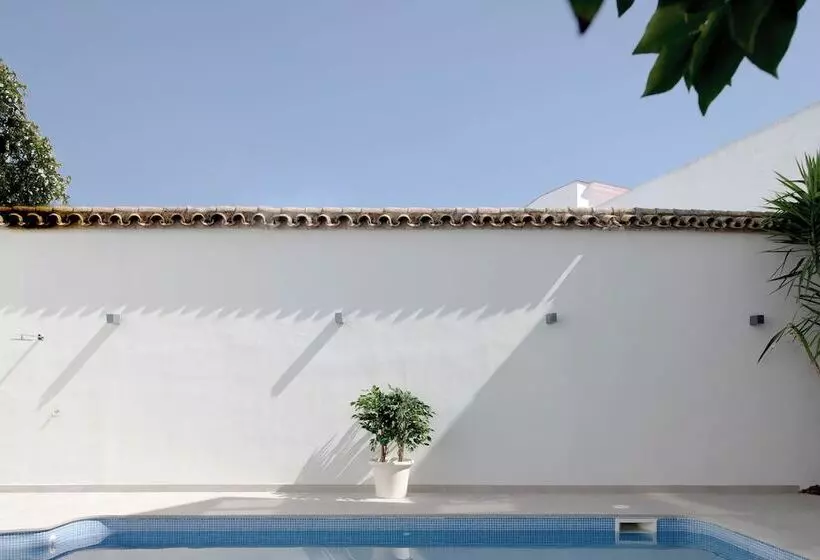 هتل Infanta Leonor