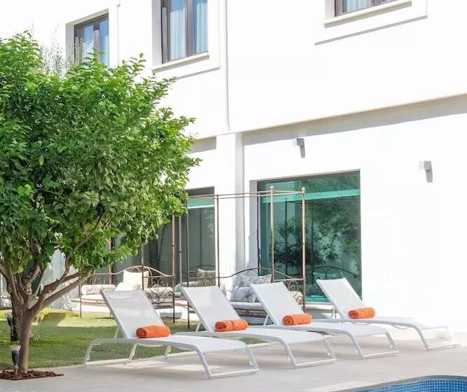 هتل Infanta Leonor