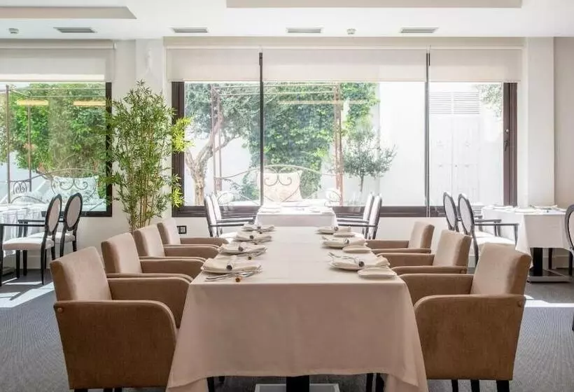 هتل Infanta Leonor