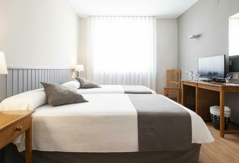 호텔 Isabel De Segura